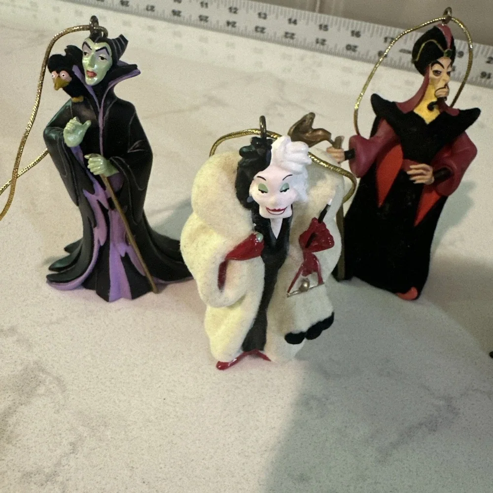 Disney Villains Ornament Set Storybook Figurines Ursula Hook Cruella Jafar 5 Pcs